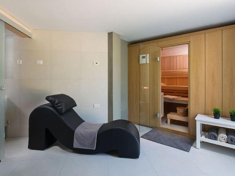 Luxury Villa Kate - In Lucice Bay With Turquoise Sea, Amazing Seaviews, And Heated Pool Milna  Exterior photo